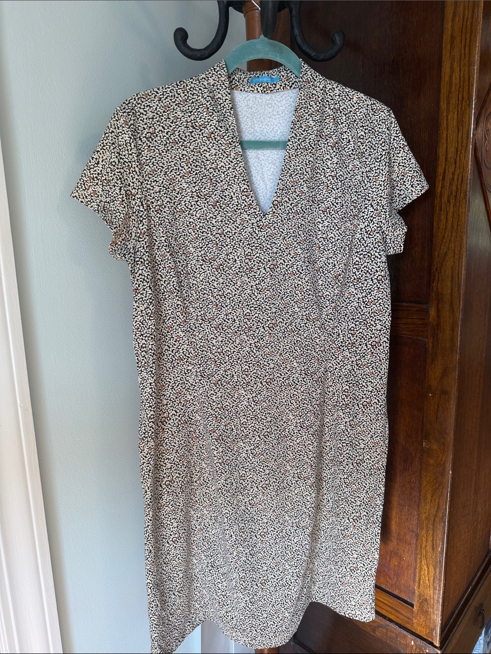 J. McLaughlin Khaki and Black Print Dress